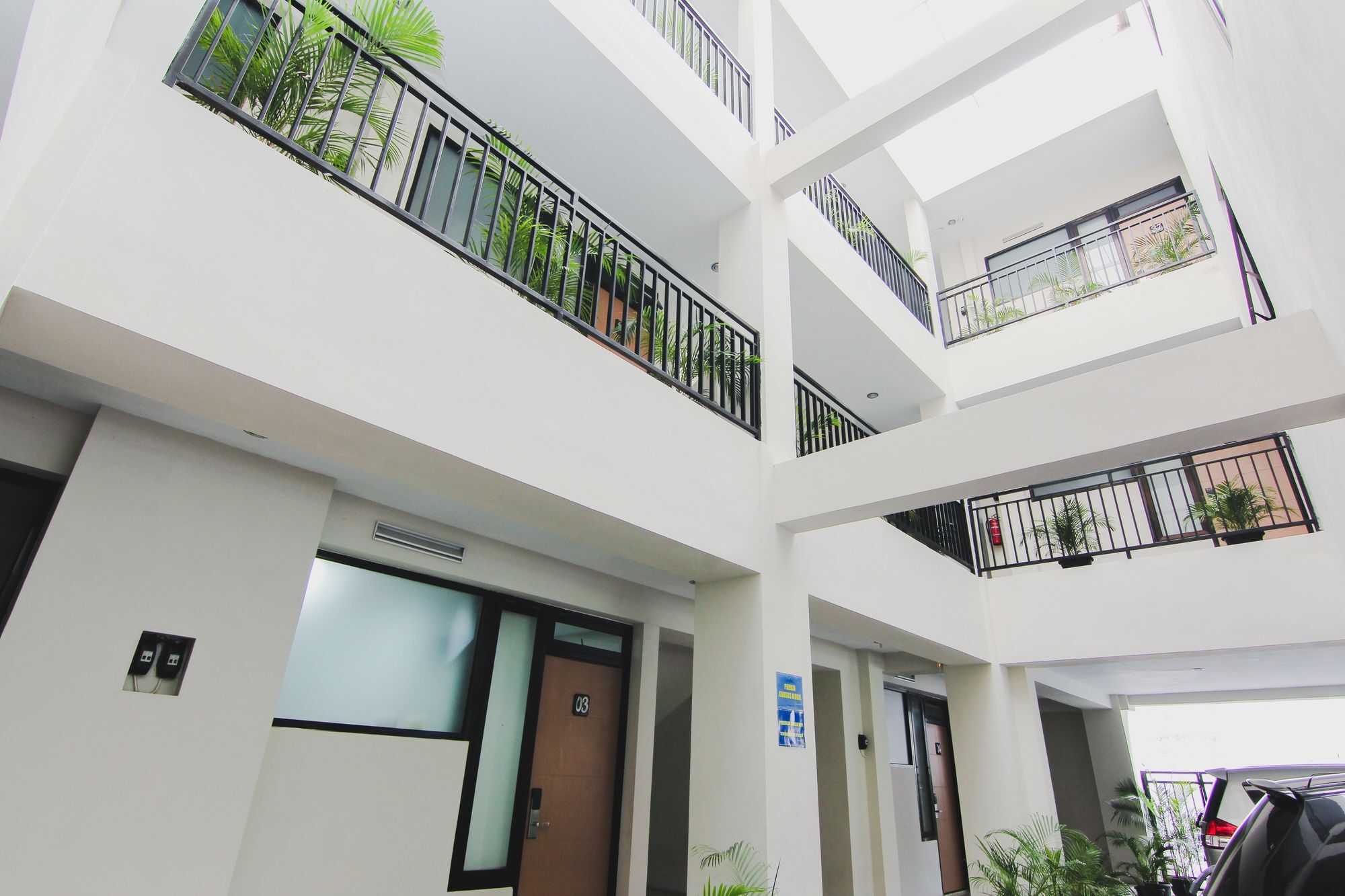 D'Paragon Seturan 3 Maguwo ภายนอก รูปภาพ